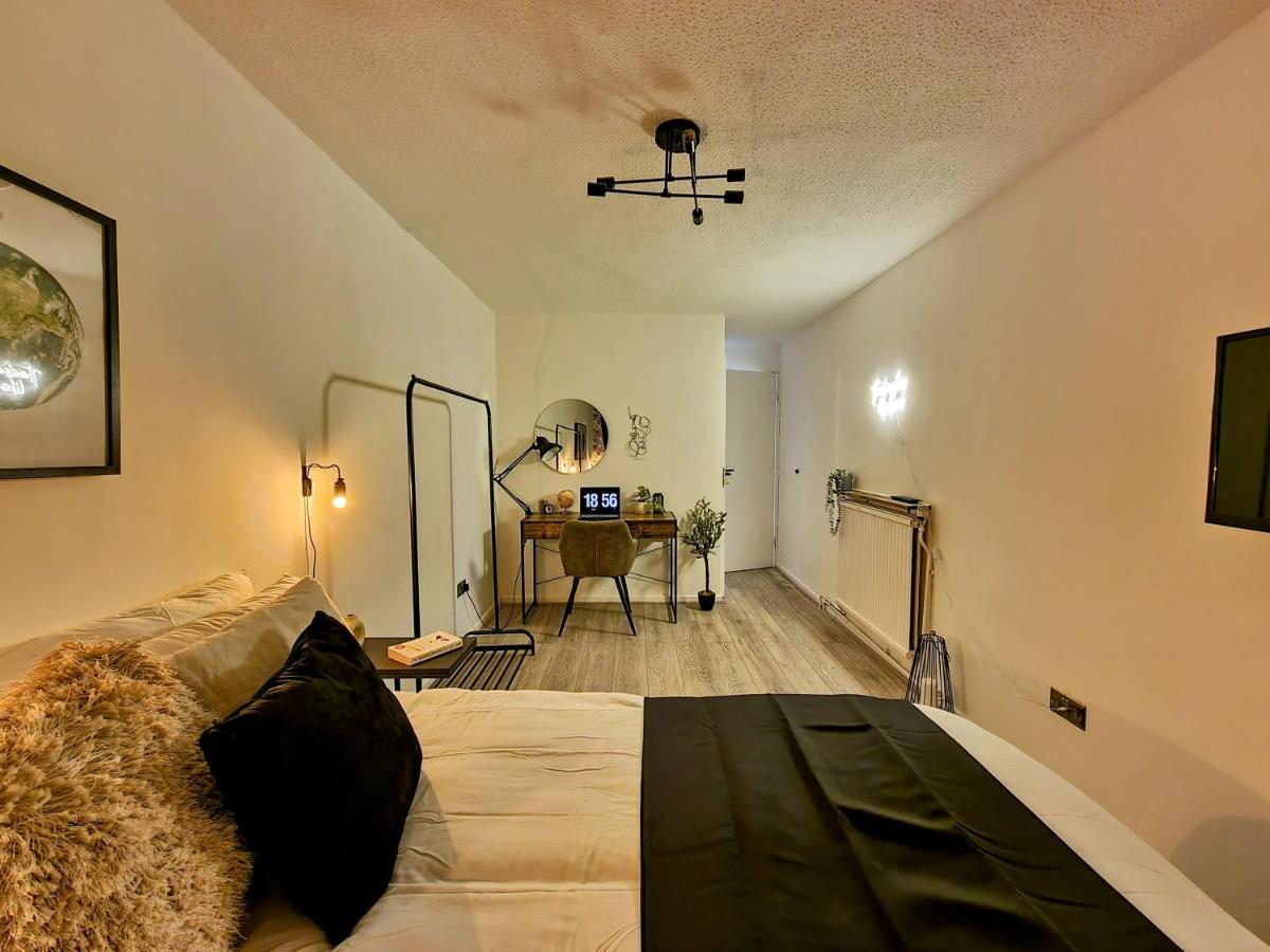 Spacious And Modern Flat In Archway Лондон Екстер'єр фото